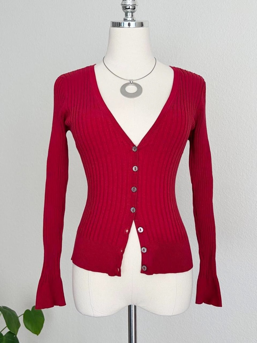 Worthington Ribbed V-Neck Button-Front Women's Sweater - Red